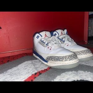Air Jordan 3 true blue (2016 release)